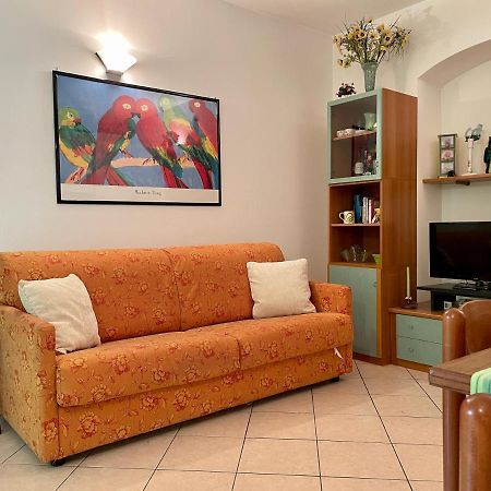 20 Metri Dal Mare Il Fascino Del Centro Storico. Apartment Loano Luaran gambar