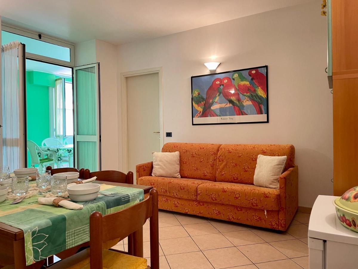 20 Metri Dal Mare Il Fascino Del Centro Storico. Apartment Loano Luaran gambar