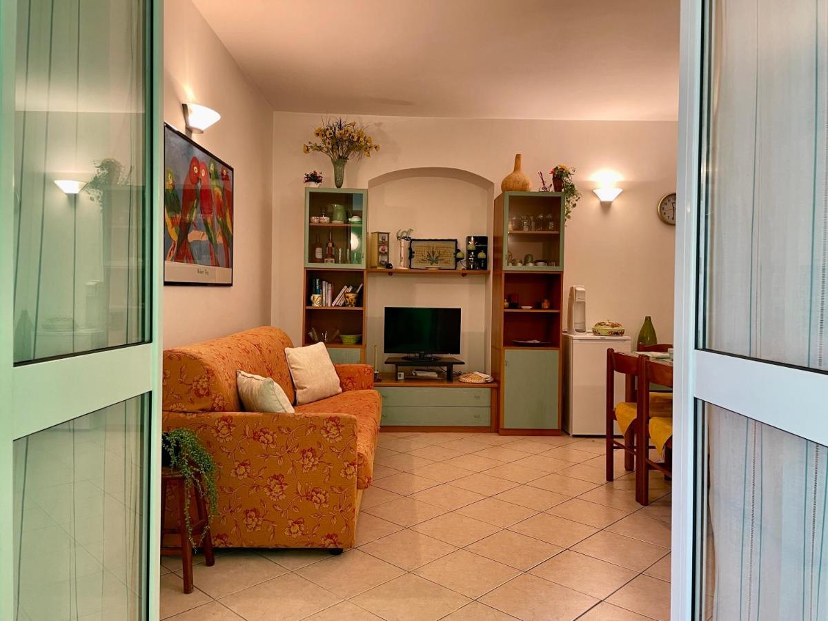 20 Metri Dal Mare Il Fascino Del Centro Storico. Apartment Loano Luaran gambar